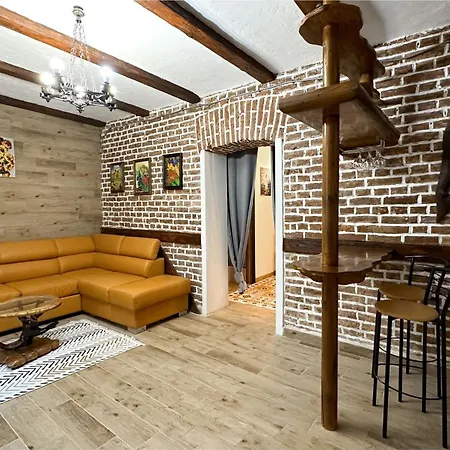 Cozy In The Centre