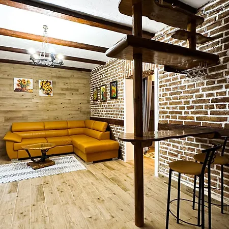 Διαμέρισμα Cozy In The Centre *