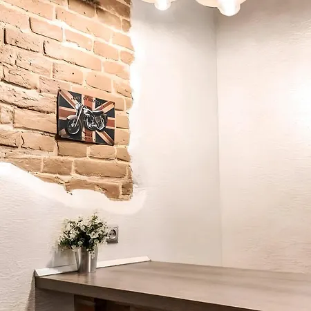 Cozy In The Centre Λβιβ